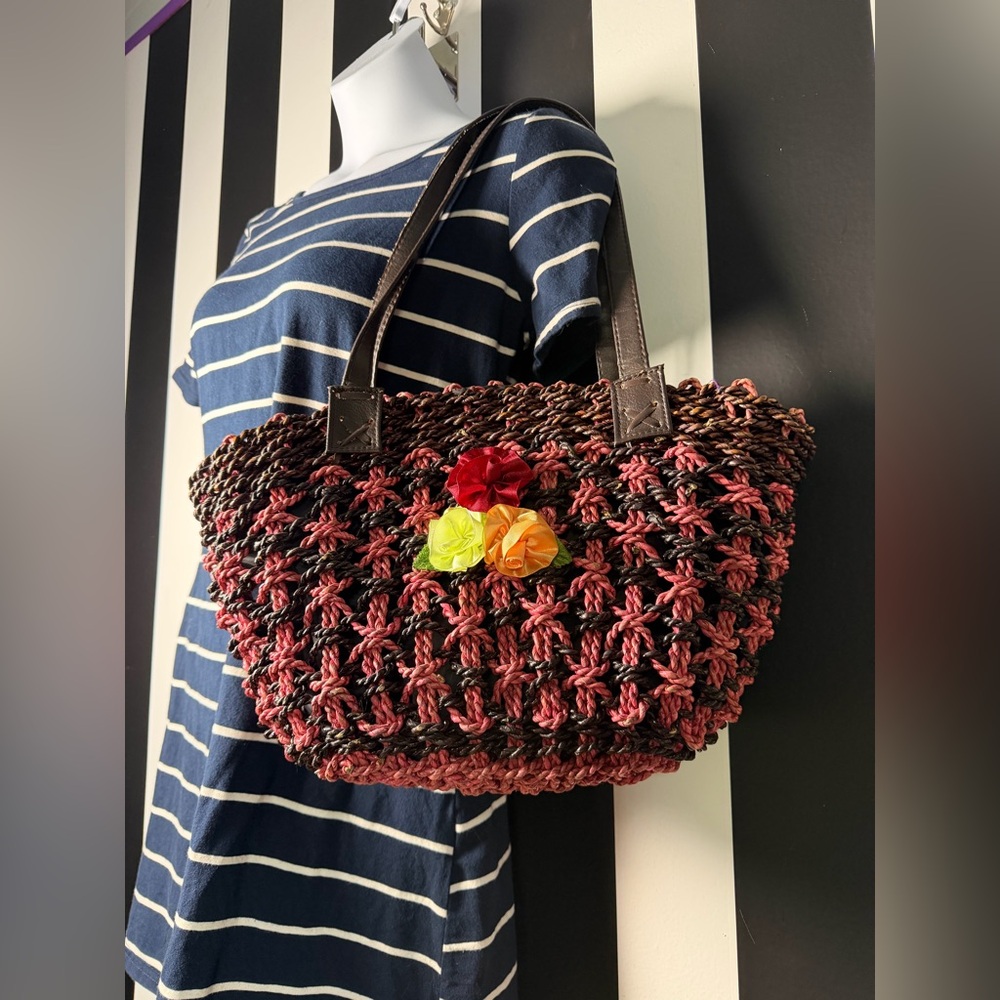 Vintage 60s Style Handwoven Wicker Pink & Brown Floral Accent Tote Bag